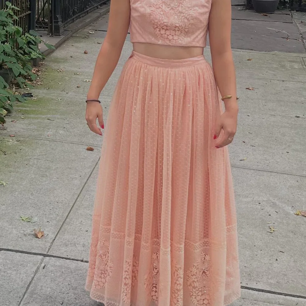 Peach Lehenga for Indian Wedding - Picture 9 of 16